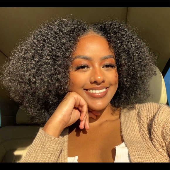 Meet your Posher, Maya - Picture 1 of 1